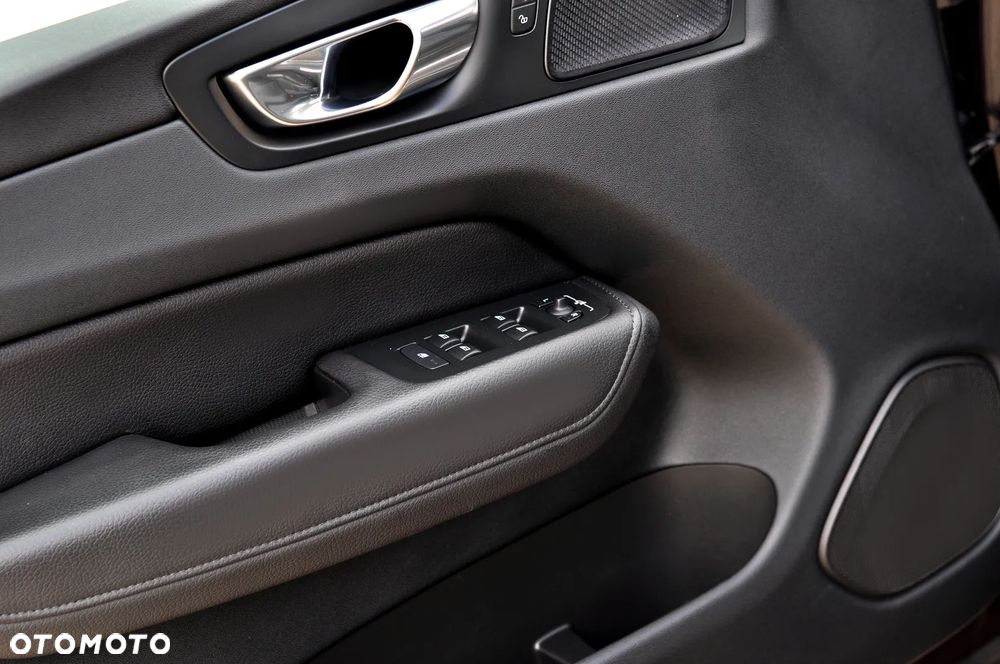 Volvo XC 60 B4 D Geartronic Inscription - 26