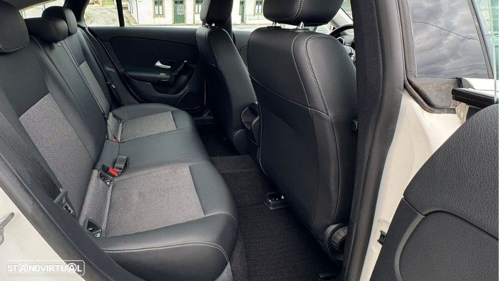 Mercedes-Benz CLA 180 d Shooting Brake Style Aut. - 17