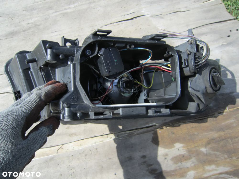 Lampa przód przednia lewa Audi A6 C6 4F0941003 Anglik - 6