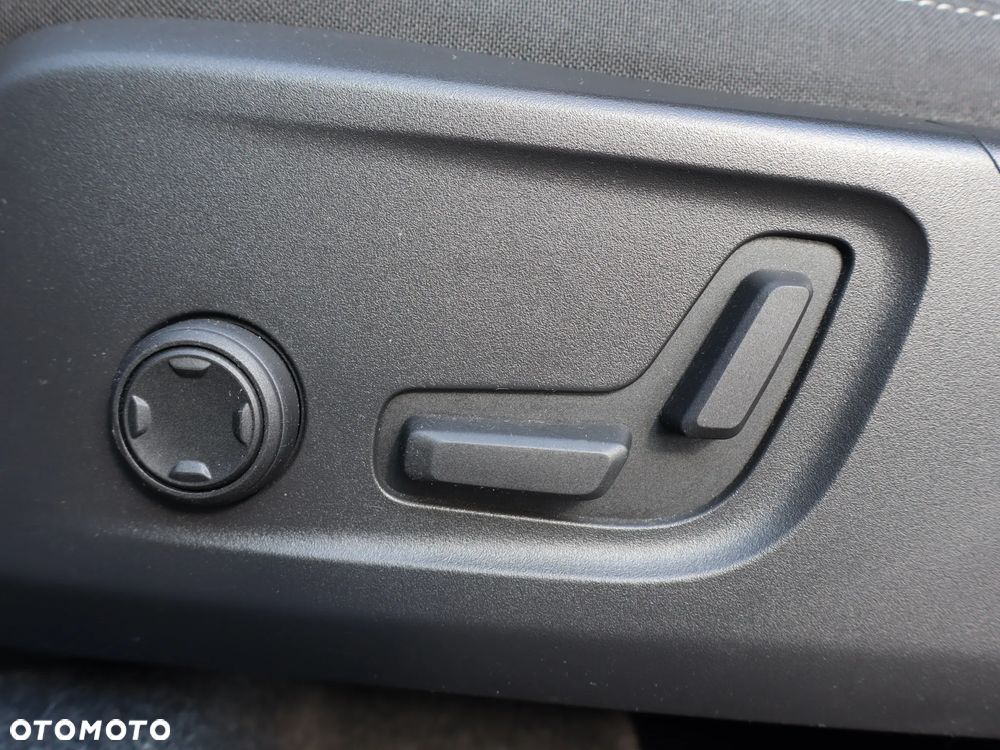 Volvo XC 40 B3 Core - 20