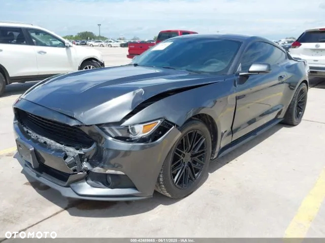 Ford Mustang 3.7 V6 - 2