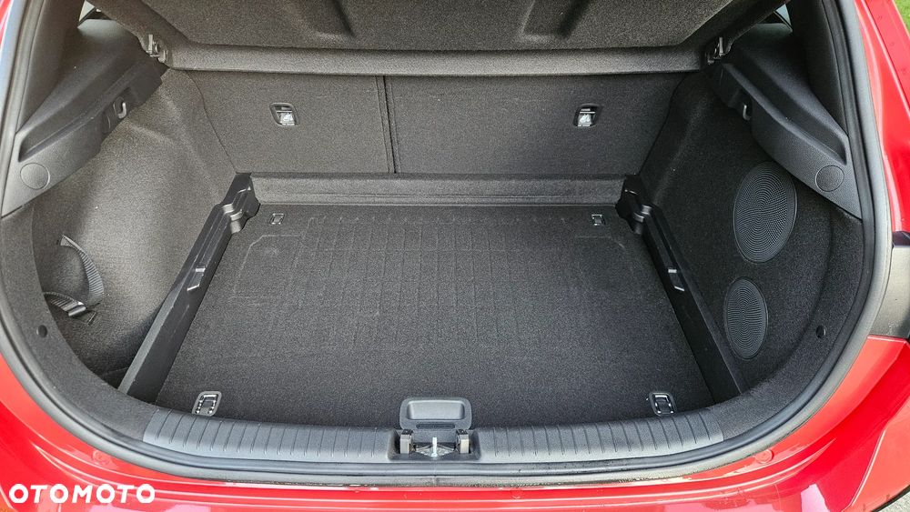 Kia Ceed - 14