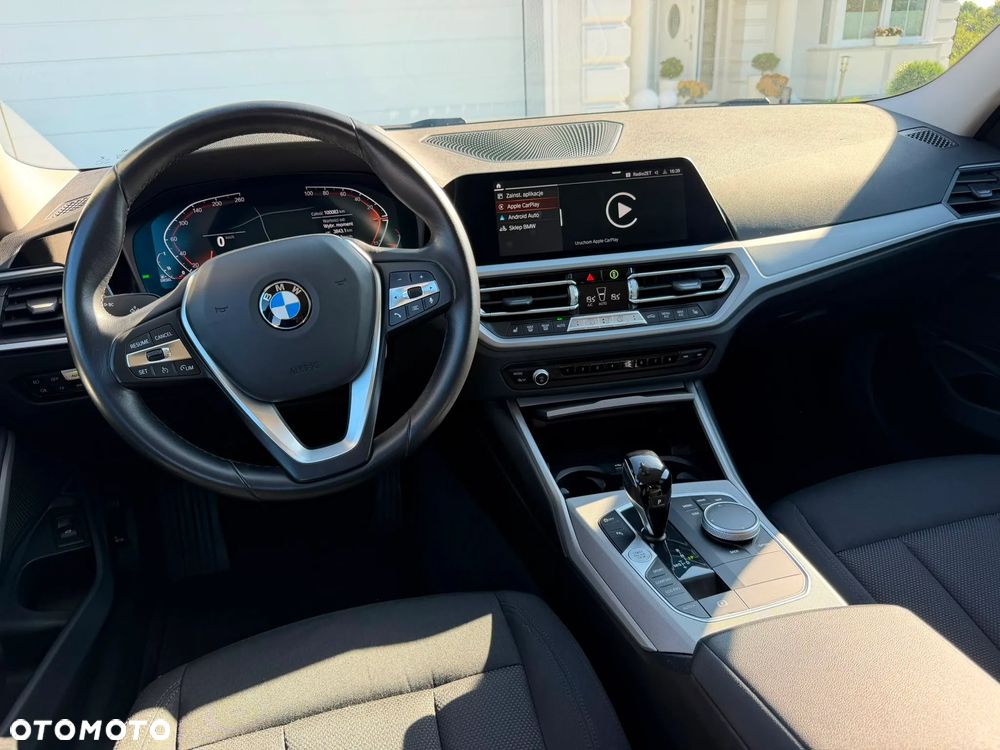 BMW Seria 3 320d xDrive Advantage - 10
