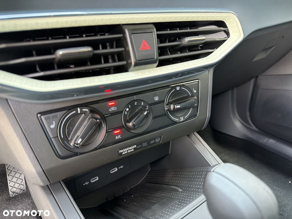 Seat Arona - 27