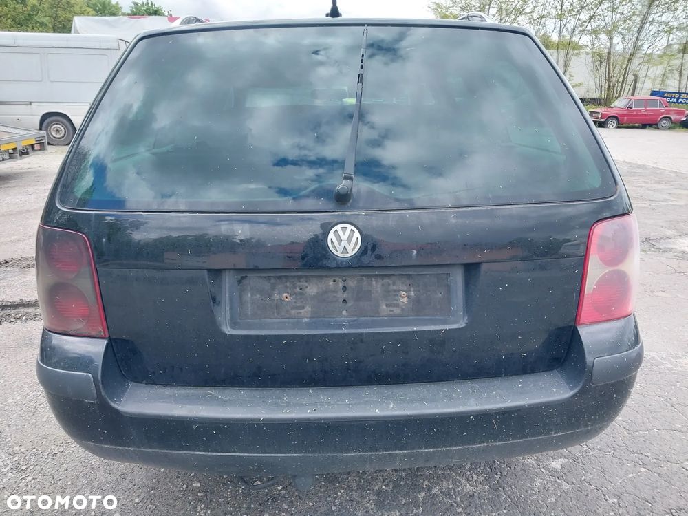 Volkswagen Passat B5 FL Lift silnik 1.9 AVF AWX 130 KM skrzynia biegów ARK drzwi prawe lewe przód tył LU41 LV41 turbosprężarka dwumasa pompowtrysk alternator szyba kompresor klimatyzacji szyba zamek schowek sterownik silnika stacyjka mcperson amortyzator belka sanki miska głowica zawór N75 podciśnienia NA CZĘŚCI WSZYSTKIE CZĘŚCI - 10