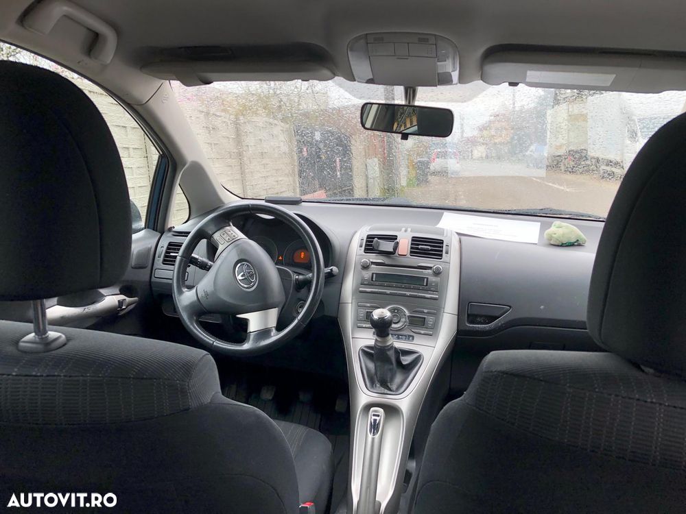 Toyota Auris - 6