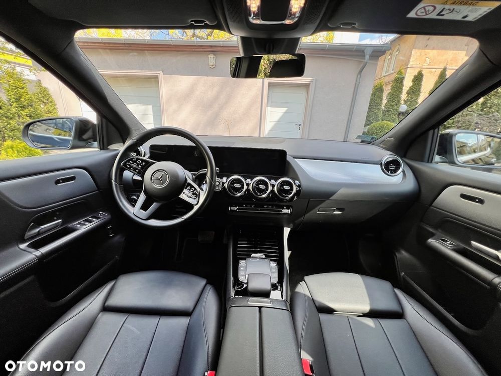 Mercedes-Benz GLA 200 4-Matic Style - 11