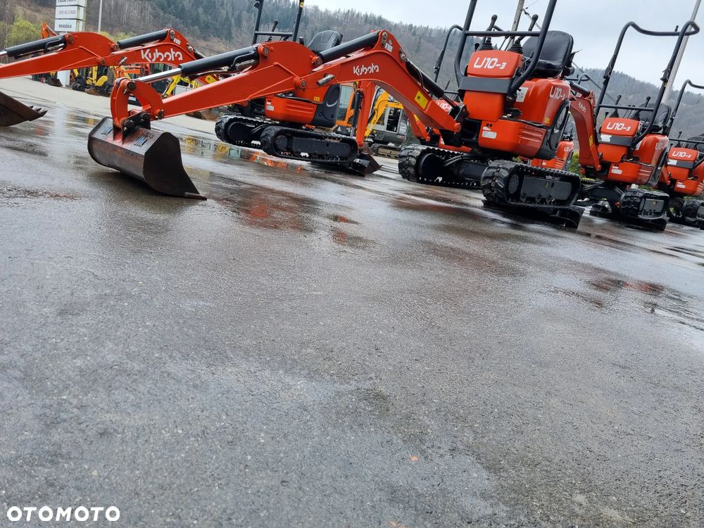 Kubota U10 Minikoparka Japońska 1.1tony. HURT! z Norwegii każda sztuka IGŁA! Zero śladów zużycia ładny stan gąsienic. Rok od 2015 do 2019. Jedna cena! Silnik 3 cylindry. Minikoparki sprowadzone z Norwegii. Rozsuwane Podwozia. Szybka Wolna jazda. Wyjscia dodatkowe na młot lub wiertnice. Serwisowane w DEKRA. Okazja do wyczerpania zapasów!  Zero luzów czy wycieków. Maszyny Pochodzą z dużej szkółki roślinnej. Potężna moc. Wersja Norweska - 20