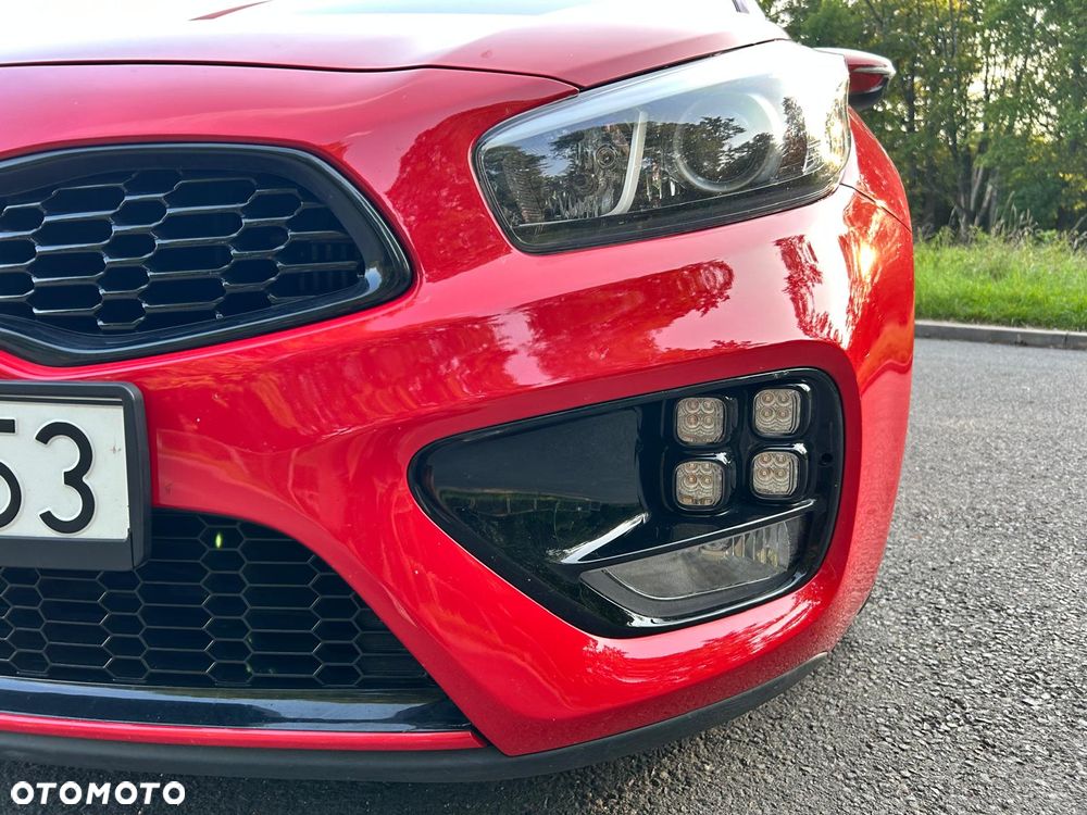 Kia Ceed 1.6 T-GDI GT - 2