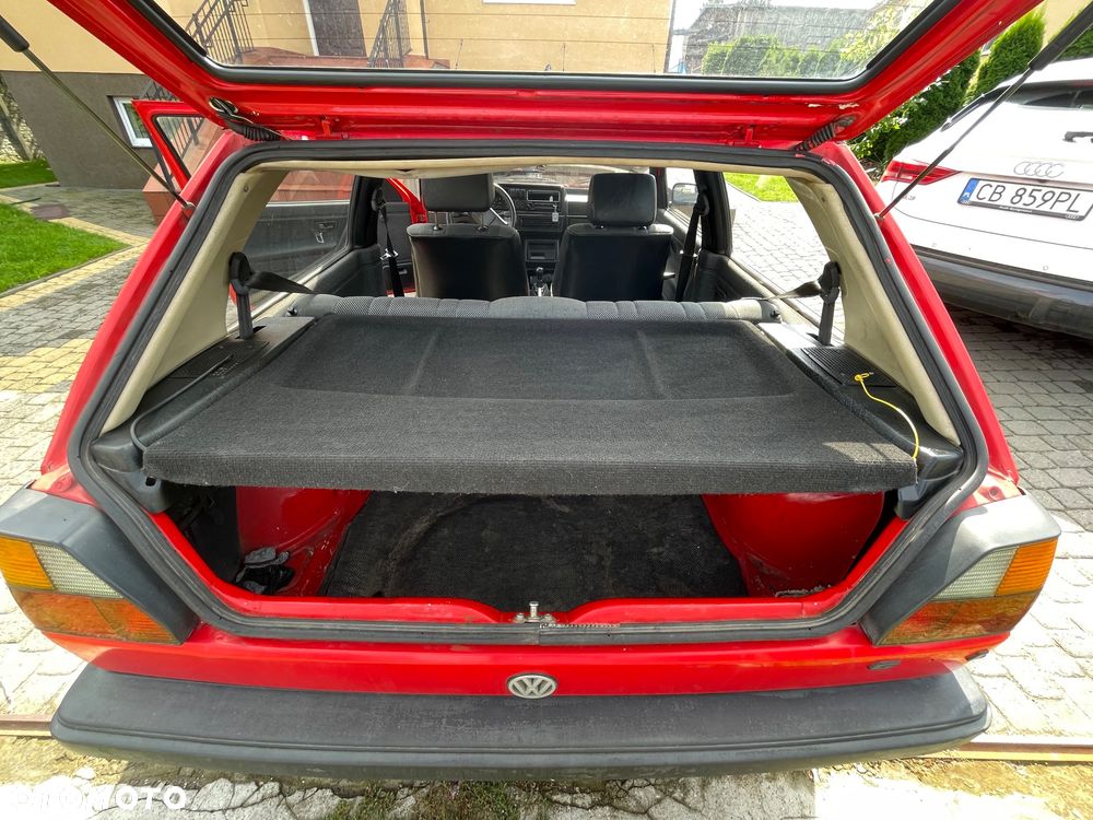 Volkswagen Golf 1.6 CL D - 25
