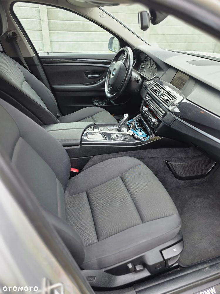 BMW Seria 5 520d BluePerformance - 12