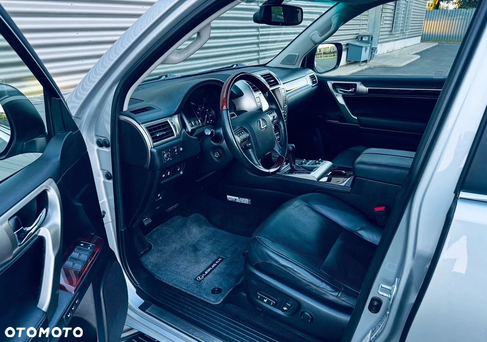 Lexus GX - 3