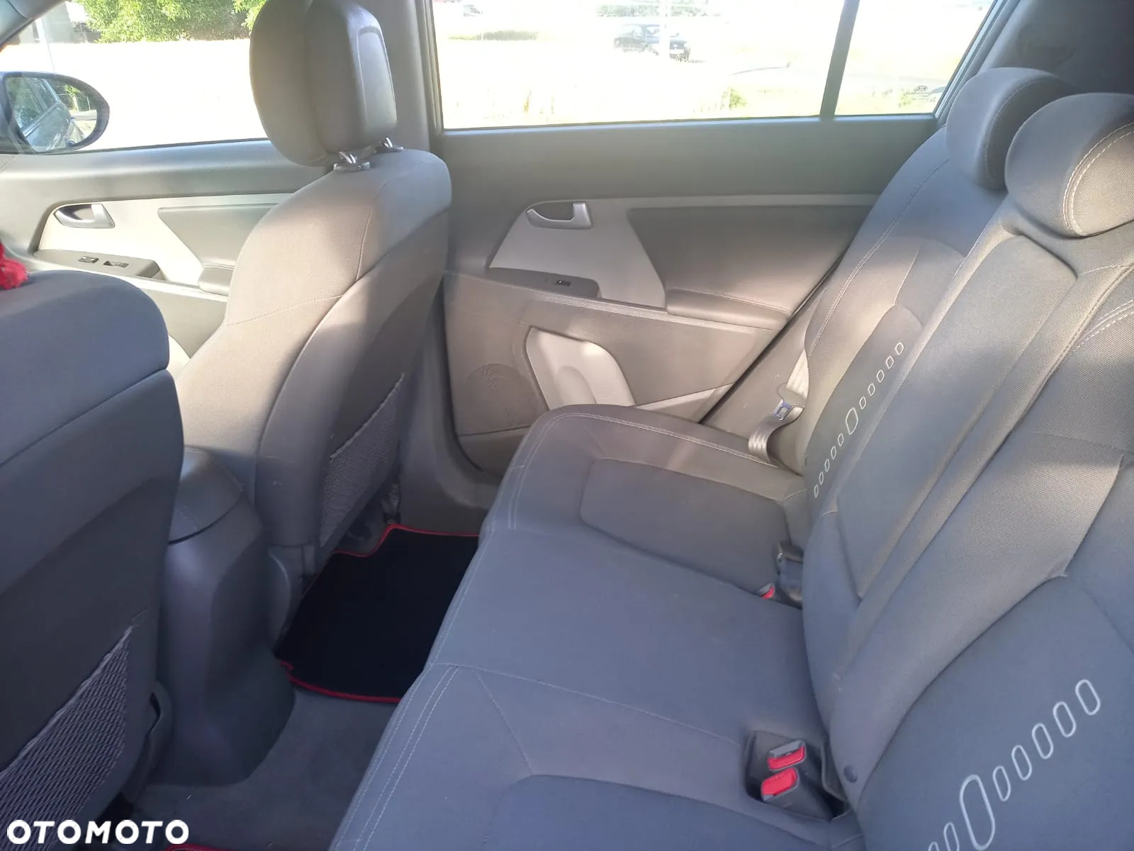 Kia Sportage 2.0 CRDI XL - 9