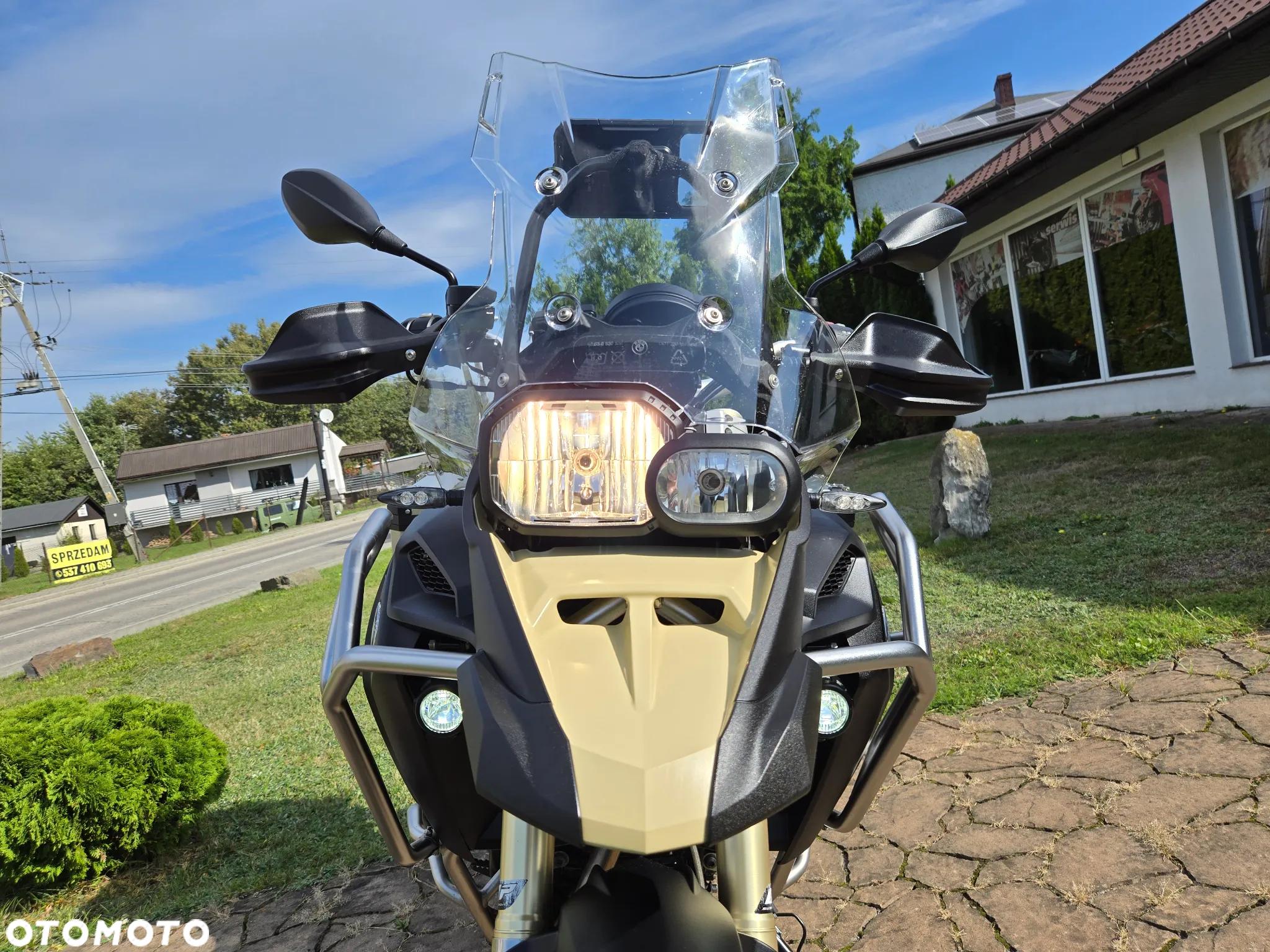 BMW F - 26