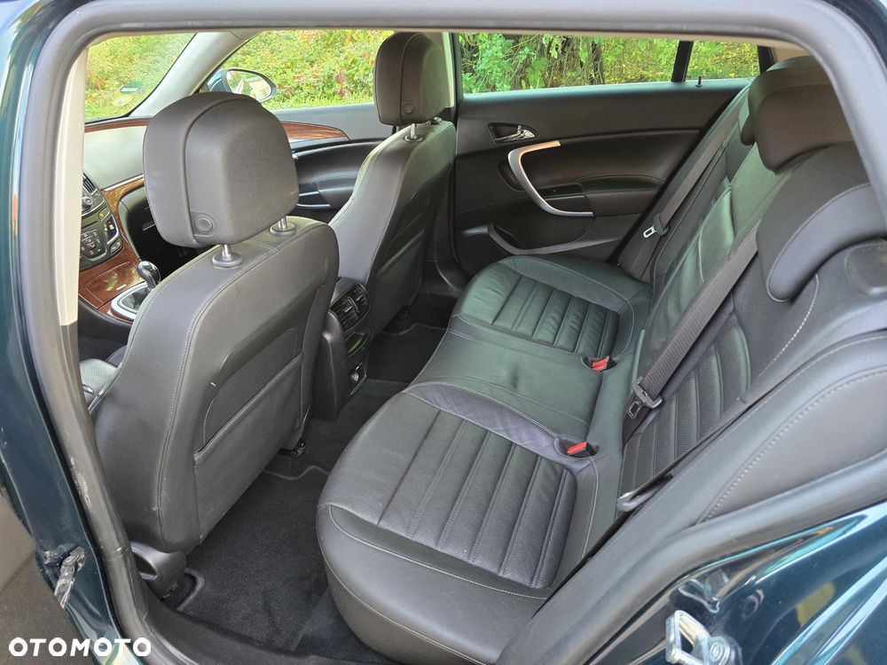 Opel Insignia - 12