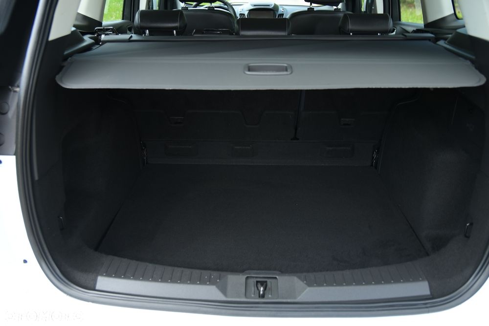 Ford Kuga 2.0 TDCi 4x4 Business Edition - 16