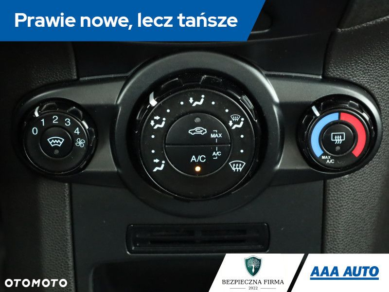 Ford Fiesta - 12