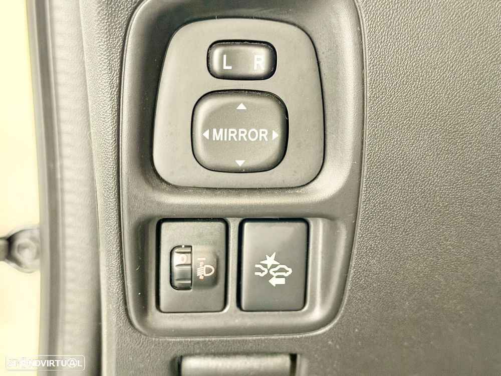 Peugeot 108 1.2 PureTech Roland Garros - 31