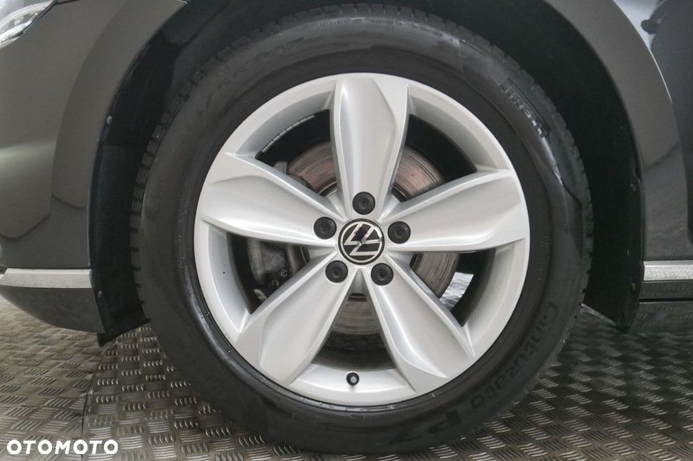 Volkswagen Passat Variant - 14