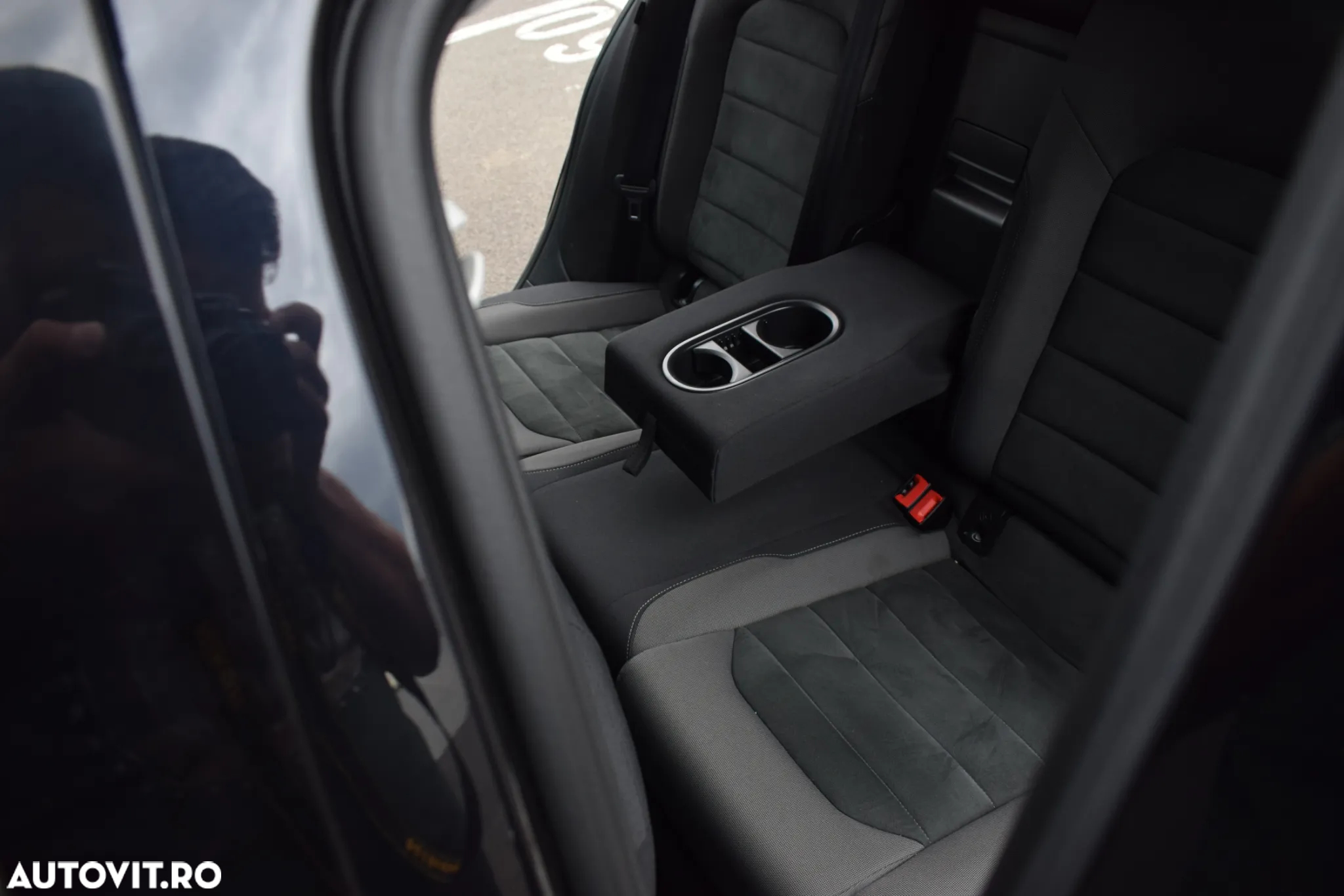 Volkswagen Golf 2.0 TDI Highline - 13