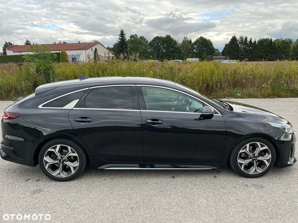 Kia ProCeed 1.4 T-GDI DCT7 OPF GT LINE - 18
