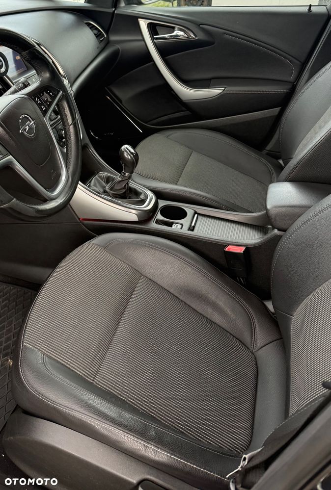Opel Astra - 16