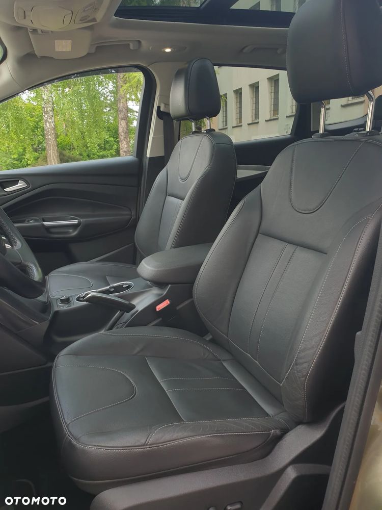 Ford Kuga 2.0 TDCi 4x4 Titanium - 8