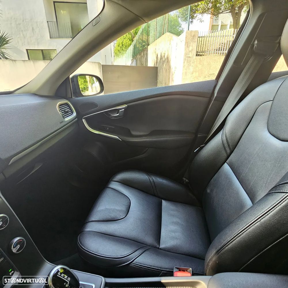Volvo V40 1.6 D2 Kinetic Powershift Eco - 45