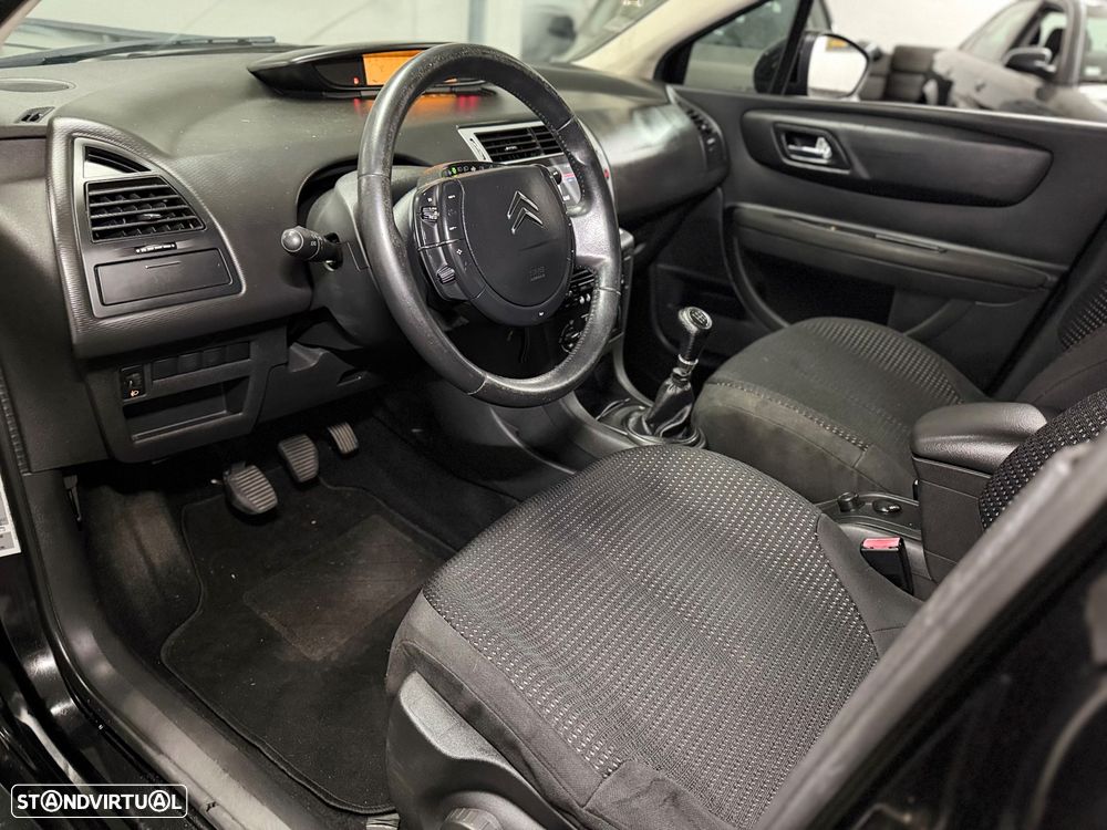 Citroën C4 1.6 HDi Exclusive - 13