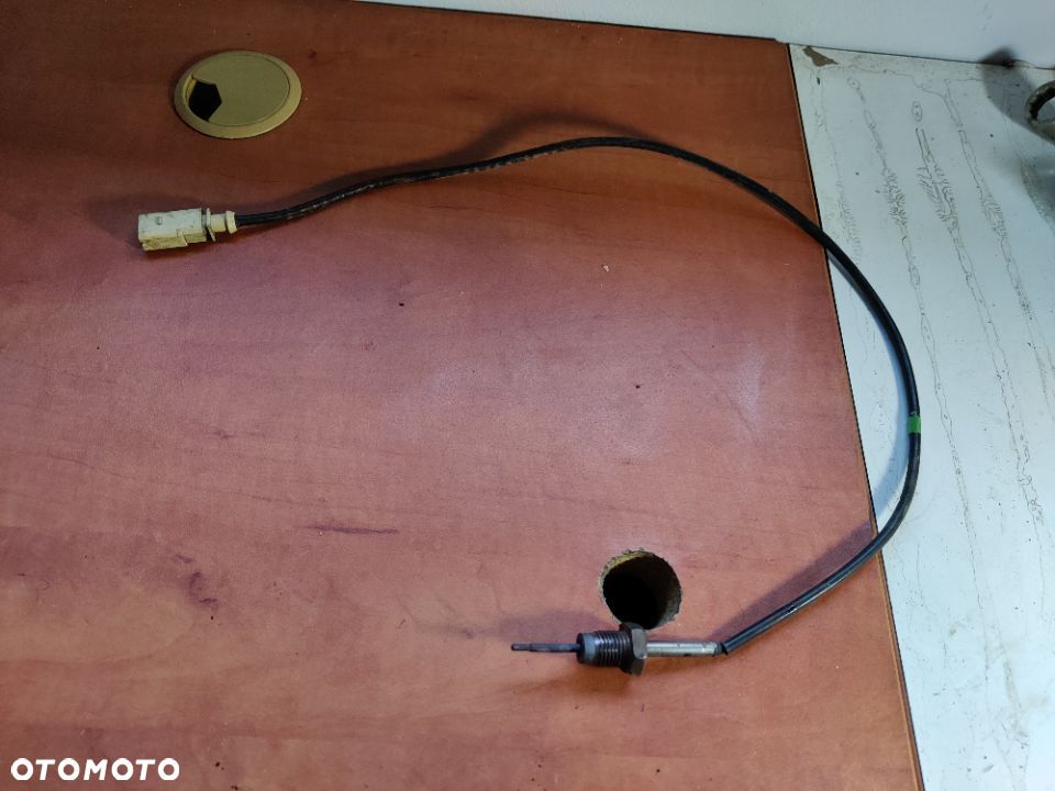 Czujnik temperatury spalin 1.6 TDI Skoda Octavia 3 VW Golf Passat Seat Altea Audi 04L906088AD - 1