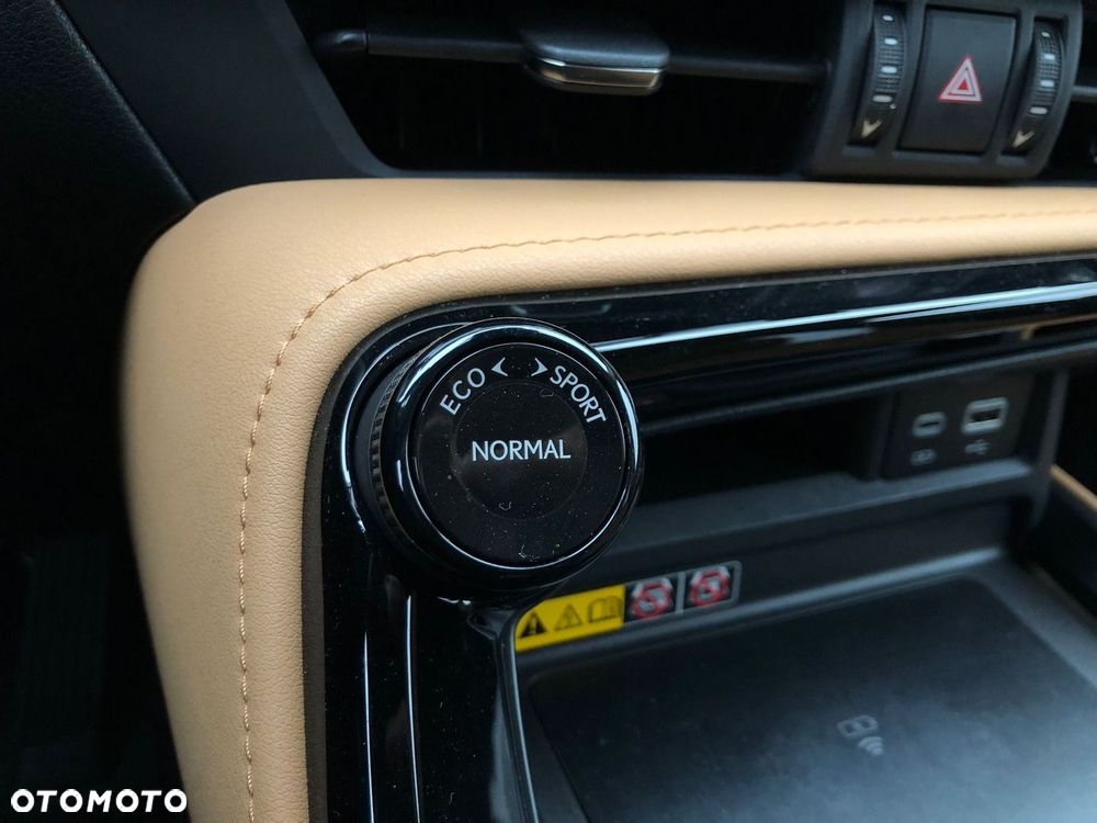 Lexus NX 350h Prestige AWD - 29