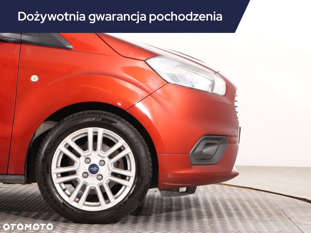 Ford Tourneo Courier - 17