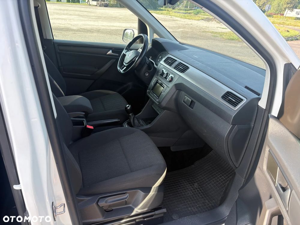 Volkswagen Caddy - 9