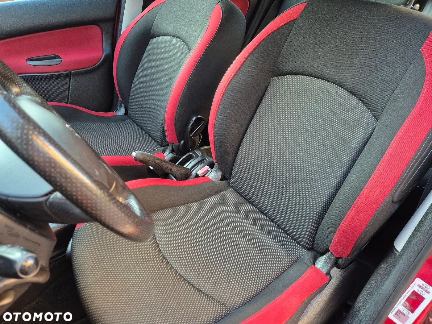 Peugeot 206 75 JBL - 19