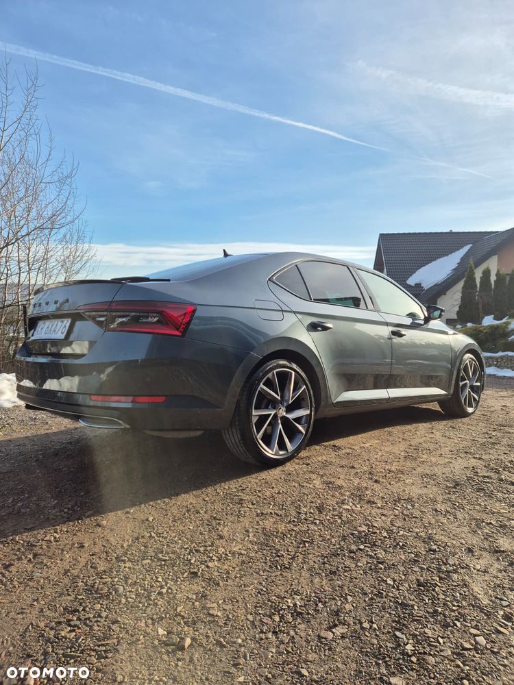 Skoda Superb 2.0 TSI Sportline DSG - 12