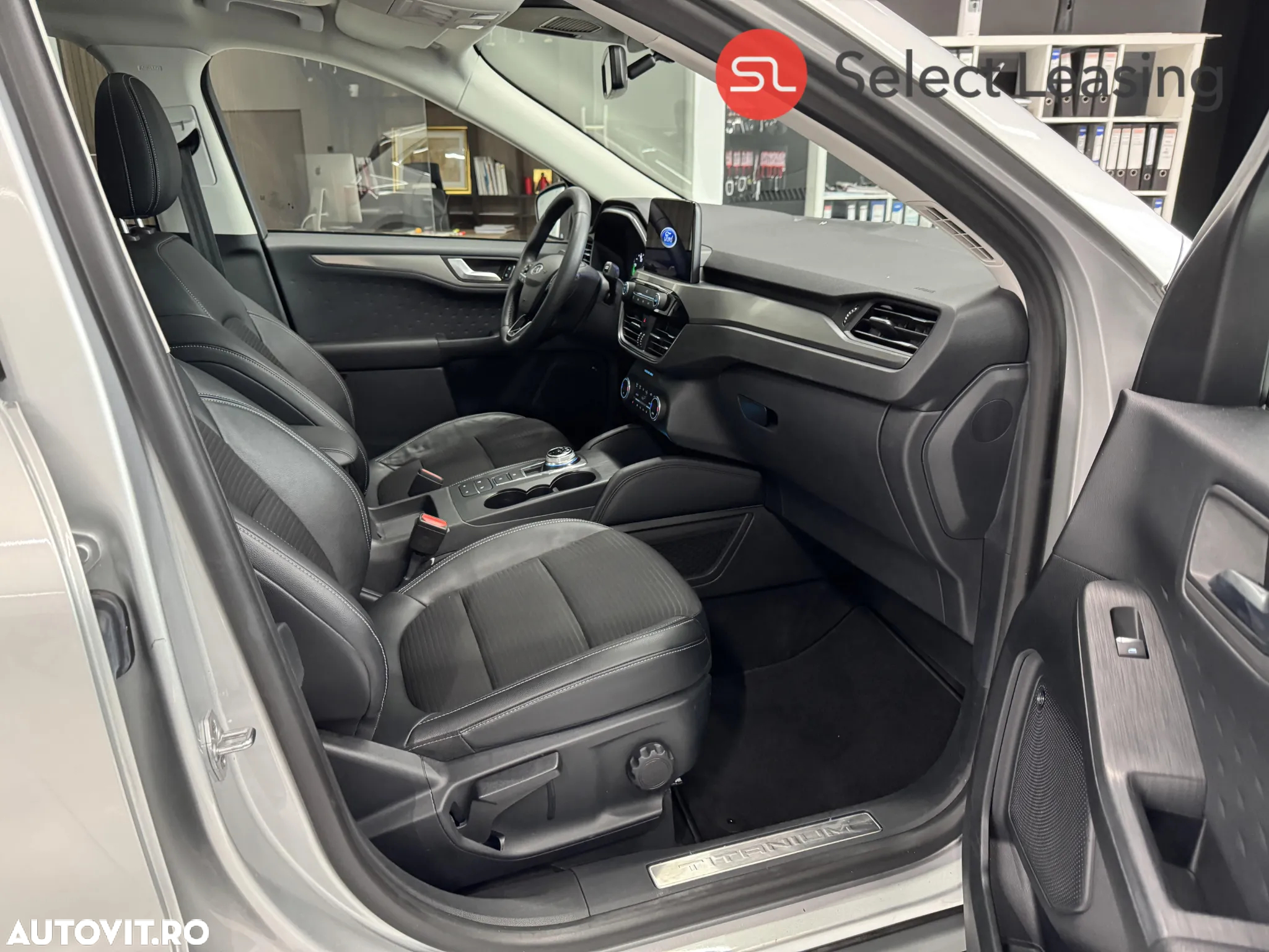 Ford Kuga 2.5 Duratec PHEV Titanium - 12