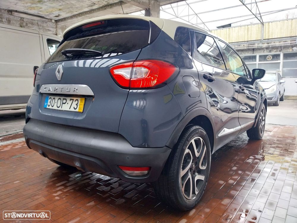 Renault Captur 1.5 dCi Exclusive - 10