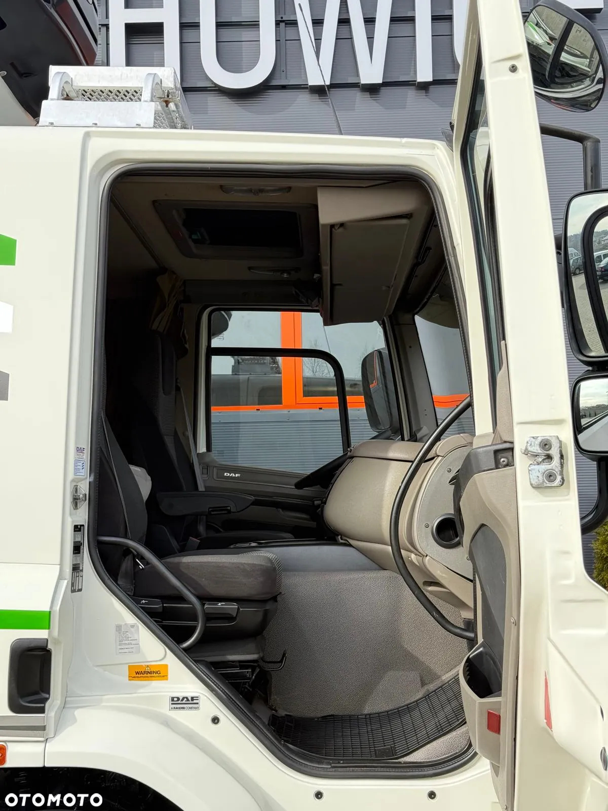 DAF DAF CF XF 75.360 // 6x2 // E5 // chłodnia 21 Epal // sypialka // klima // winda pod spód - 26