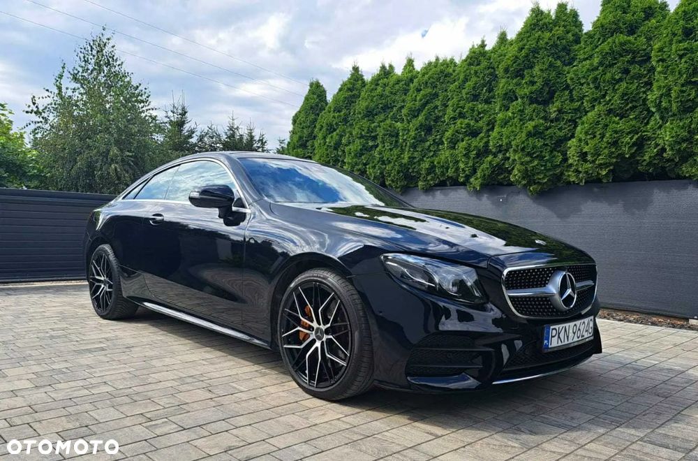 Mercedes-Benz Klasa E 400 4Matic Coupe 9G-TRONIC Avantgarde - 15