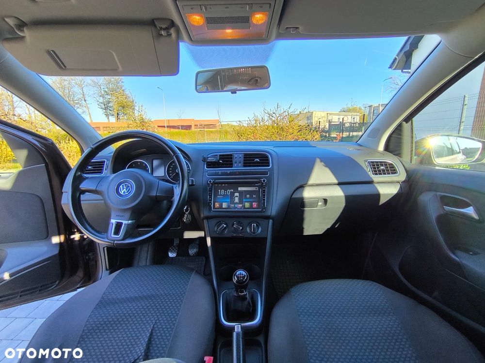 Volkswagen Polo 1.4 16V Comfortline - 5