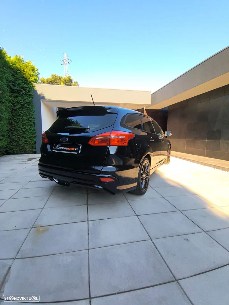 Ford Focus SW 1.5 TDCi ST-Line - 14
