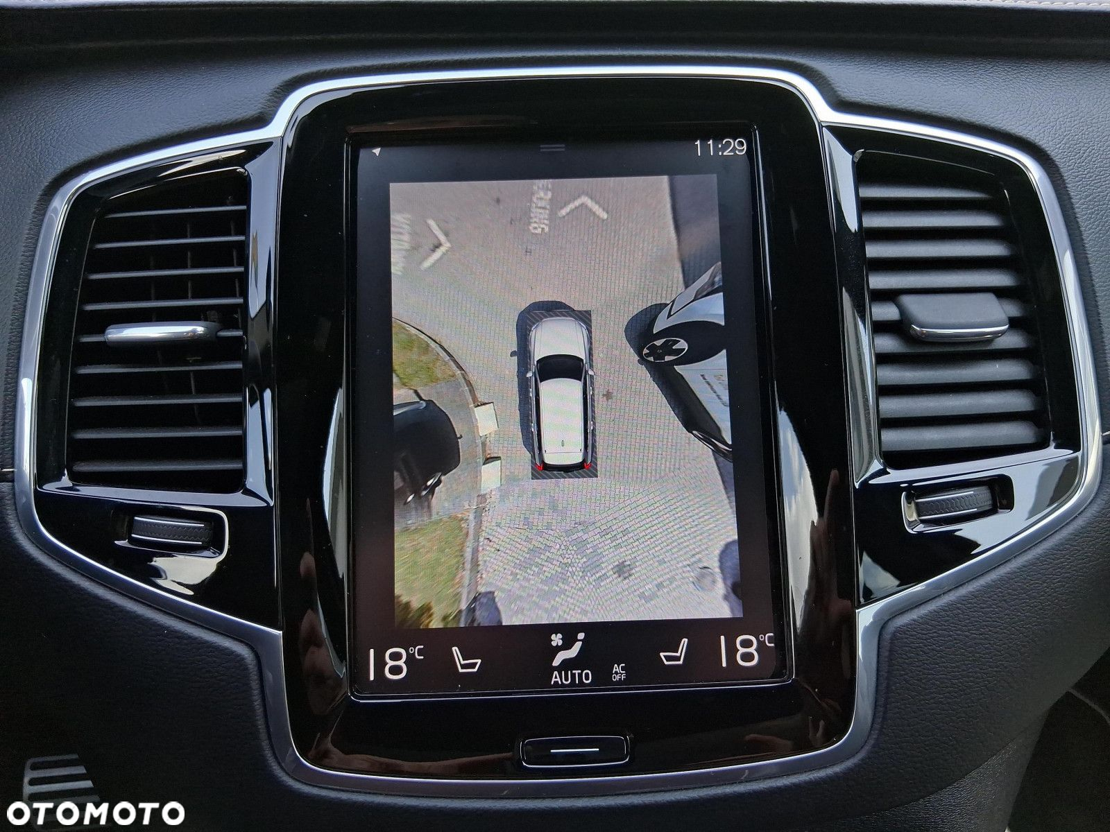 Volvo XC 90 - 23