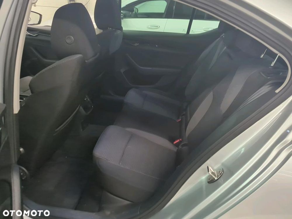 Skoda Octavia 1.5 TSI ACT Ambition - 9