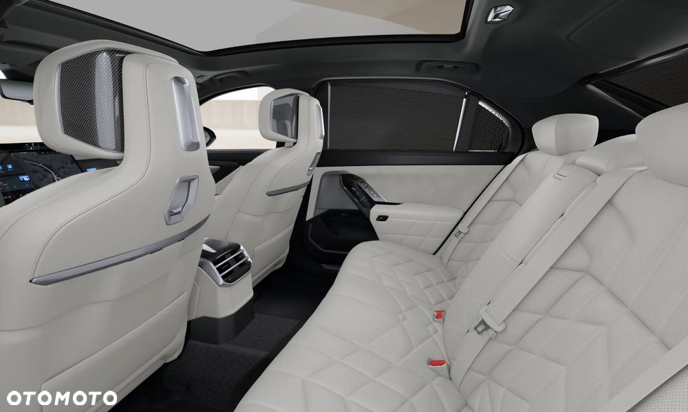 BMW Seria 7 - 8