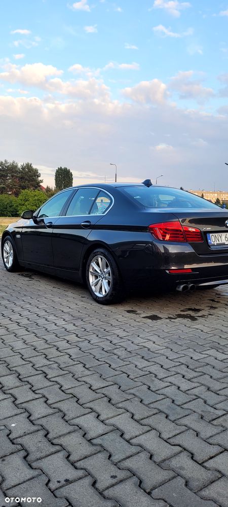 BMW Seria 5 528i xDrive - 1