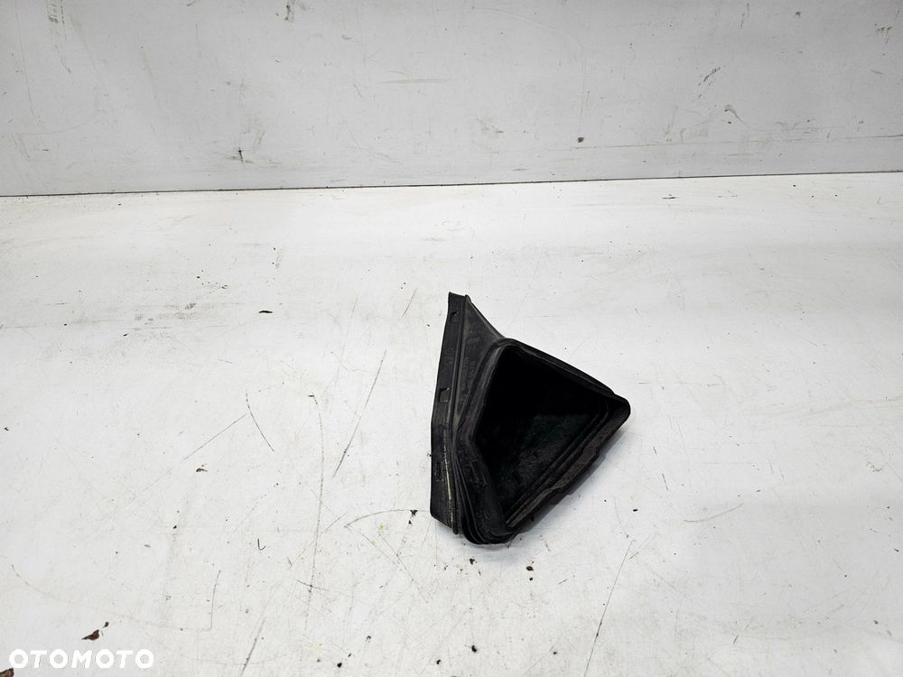 WLOT DOLOT POWIETRZA AUDI Q5 8R 8R0129739 - 1