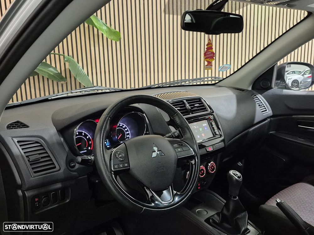 Mitsubishi ASX 1.6 MIVEC Intense Connect Edition - 11