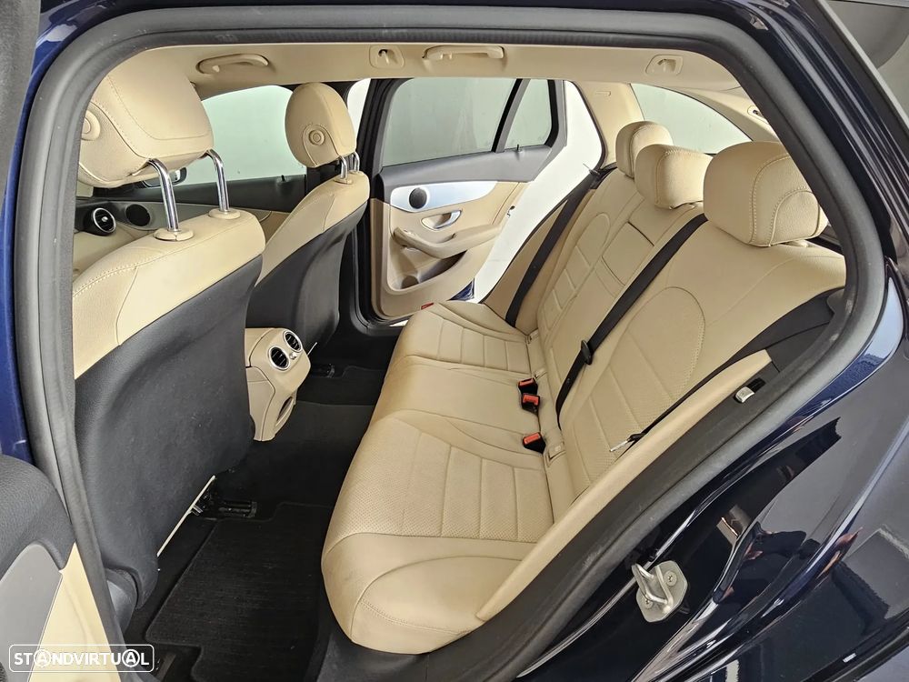 Mercedes-Benz C 300 h Avantgarde+ - 18