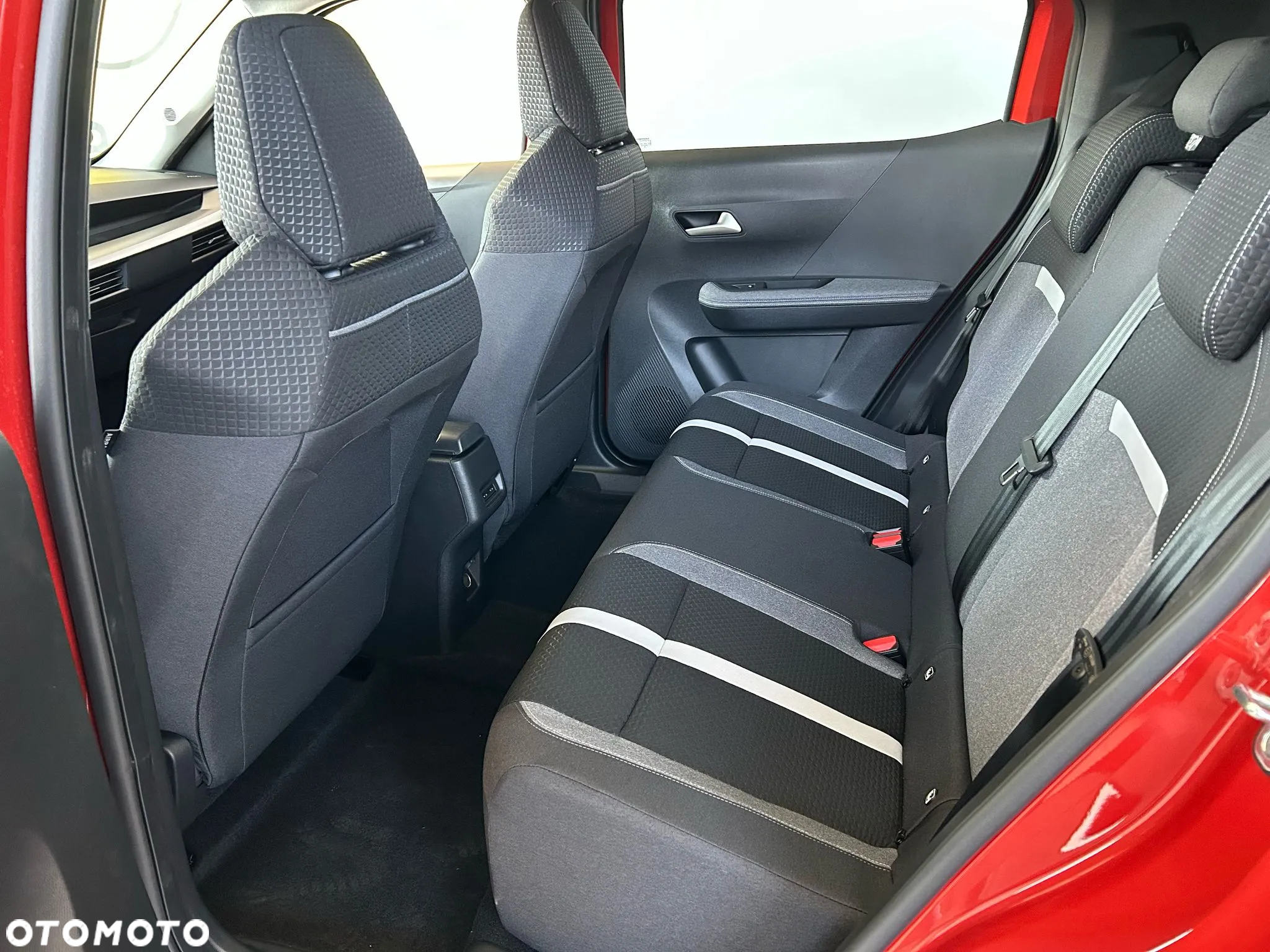 Opel Frontera - 8