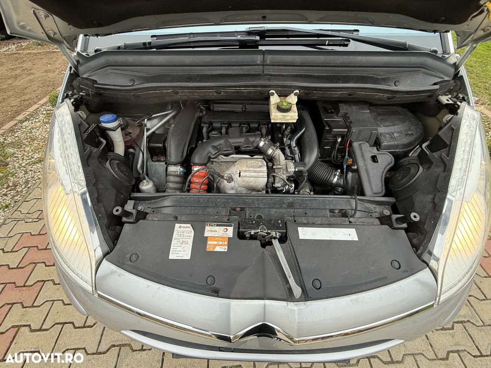 Citroën C4 1.6 THP BMP Exclusive - 32